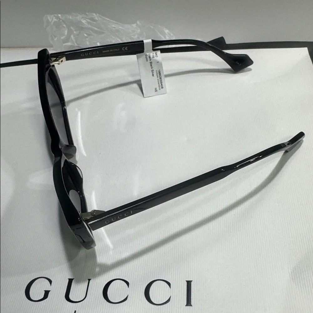 Gucci Black Rectangular Eyeglasses with Subtle Logo Accents